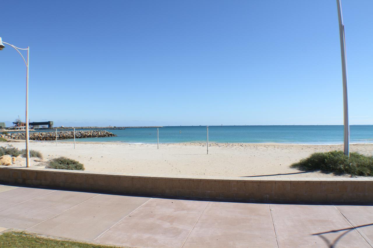 Geraldton Holiday Unit With Free Streaming Exteriör bild
